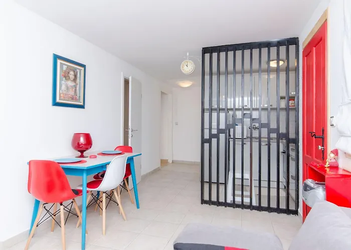 House Ara بيت للعطل