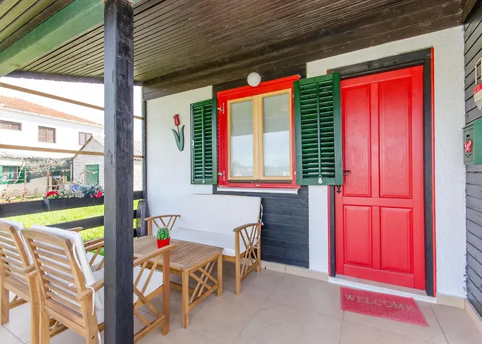 House Ara بيت للعطل
