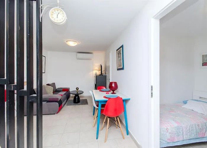 House Ara بيت للعطل